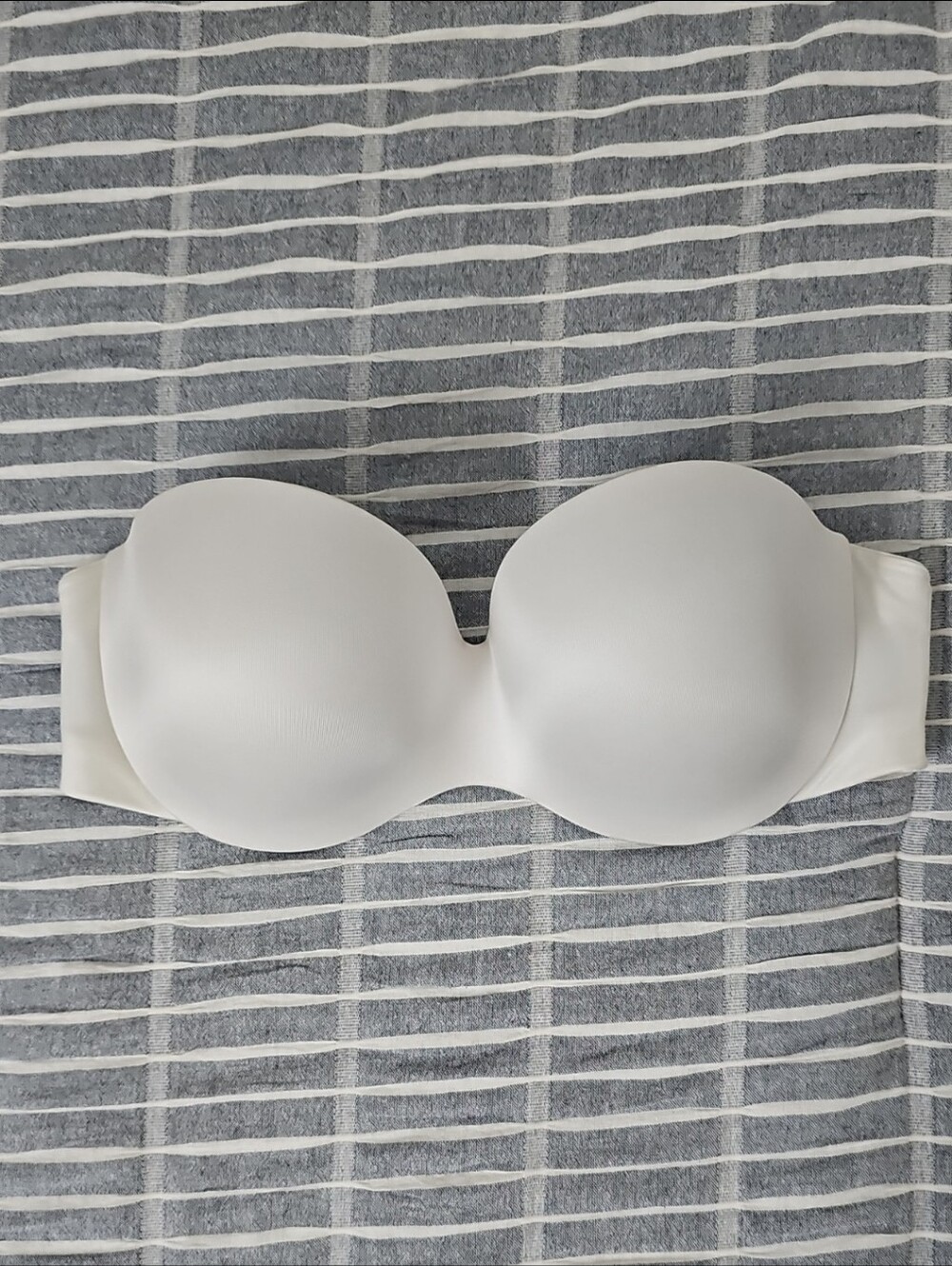 Maidenform Live Luxe Full Coverage Strapless Multiway Underwire Bra White 36C